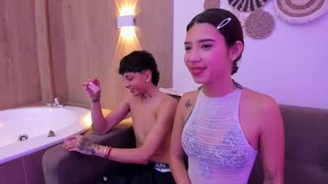 Snapshot of sky_n_zayn chatting on 22, 3, 2026 sky_n_zayn online show from 22, 3, 2026