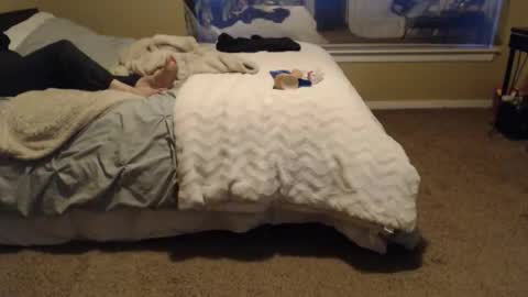 SKYLE   online show from 4, 2, 2026