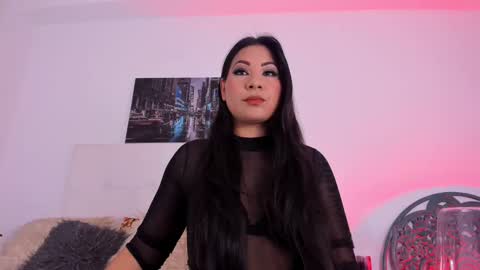 skydarkblue online show from 4, 1, 2025