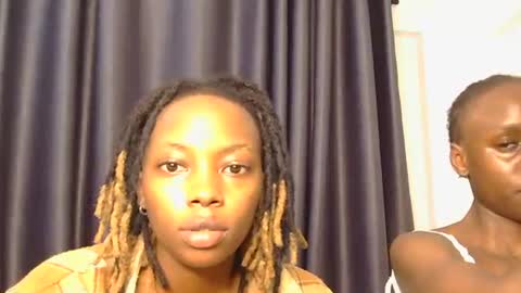 skylar28_ online show from 27, 5, 2026