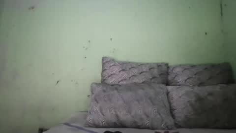 Snapshot of skylour chatting on 13, 4, 2026 Skylour online show from 13, 4, 2026
