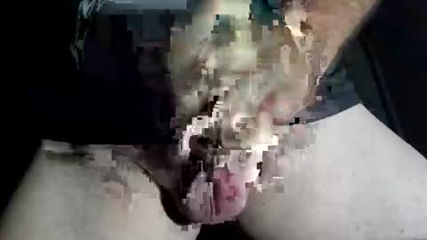 Snapshot of slash1710 chatting on 30, 11, 2025 Z online show from 30, 11, 2025