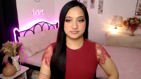 Queen Cyrine online show from 18, 11, 2025