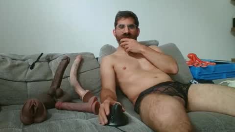 Snapshot of slavefuckfunhype chatting on 10, 10, 2025 camboy online show from 10, 10, 2025