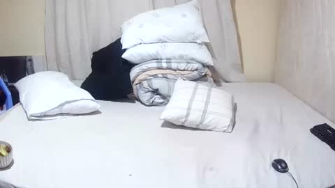 Snapshot of slender_sweetbabe chatting on 29, 6, 2026 slender_sweetbabe online show from 29, 6, 2026
