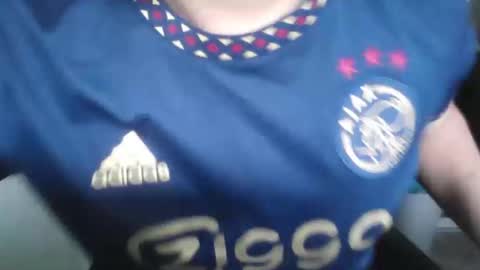 Snapshot of slicknick73 chatting on 10, 10, 2025 slicknick73 online show from 10, 10, 2025