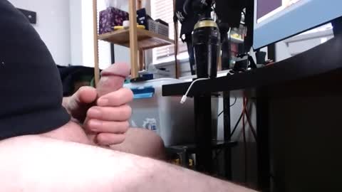 sliderguy699 online show from 8, 3, 2025