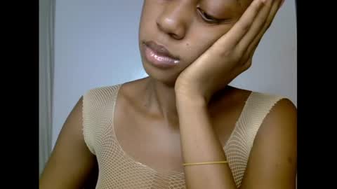 Snapshot of slim_candy12 chatting on 18, 7, 2026 Lily online show from 18, 7, 2026