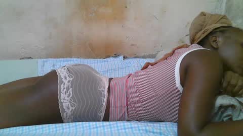 Snapshot of slim_girl3 chatting on 7, 7, 2026 slim_girl3 online show from 7, 7, 2026