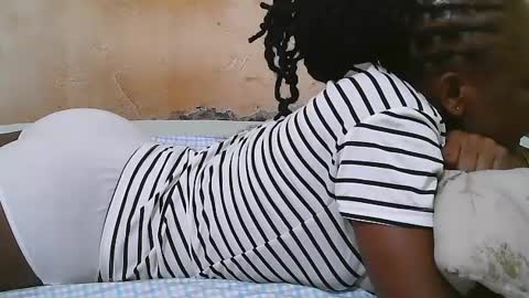 Snapshot of slim_girl3 chatting on 8, 7, 2026 slim_girl3 online show from 8, 7, 2026