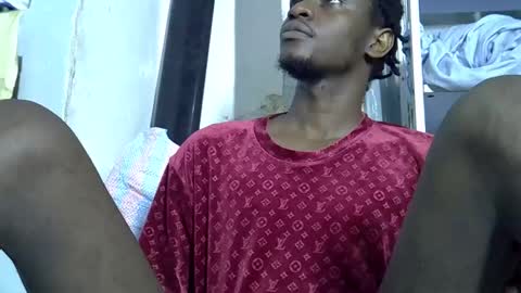 Snapshot of slim_long01 chatting on 13, 9, 2025 slim long01 online show from 13, 9, 2025