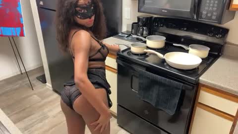 Snapshot of slimaddictionxxx chatting on 27, 1, 2025 Barbie Stylebender online show from 27, 1, 2025