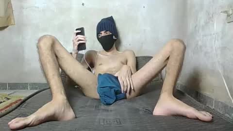 Snapshot of slimdestroyer chatting on 13, 2, 2025 slimdestroyer online show from 13, 2, 2025