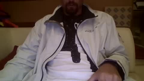 Snapshot of slimhardcock1988 chatting on 25, 9, 2025 slimhardcock1988 online show from 25, 9, 2025