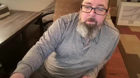 slut online show from 4, 1, 2025