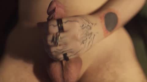 Snapshot of slutfinder32 chatting on 4, 4, 2026 slutfinder32 online show from 4, 4, 2026