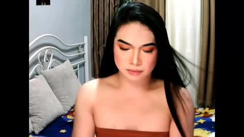 slutty_sam28 online show from 29, 4, 2026