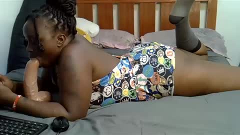 Snapshot of sluttydevil6 chatting on 6, 3, 2025 sluttydevil6 online show from 6, 3, 2025