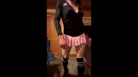 Snapshot of sluttykelsey chatting on 16, 12, 2025 Your fav slut online show from 16, 12, 2025