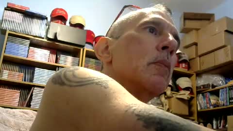 sluttyslave81 online show from 20, 6, 2026