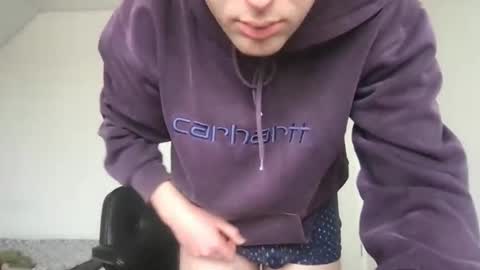 sluttystudent22 online show from 28, 3, 2026