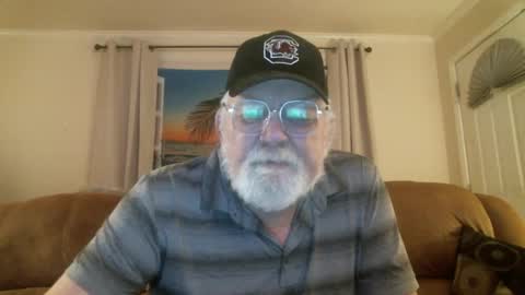 Snapshot of slydevi1 chatting on 28, 10, 2025 Slydevil online show from 28, 10, 2025