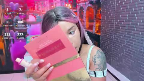 Mariana Torres online show from 25, 10, 2025