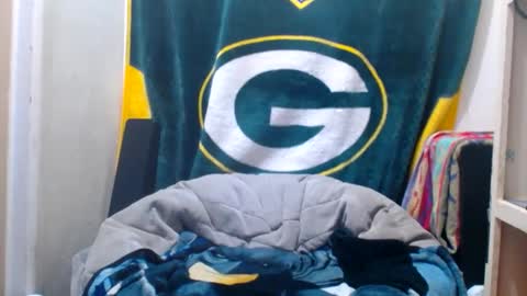 small wood21 online show from 28, 2, 2025