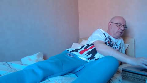 Steve online show from 23, 4, 2026