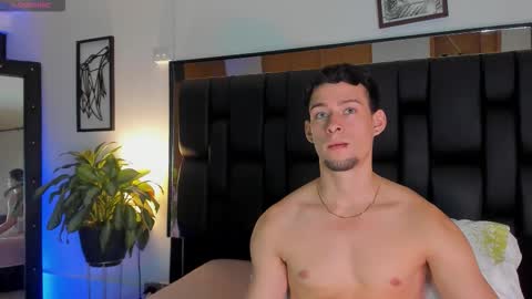 Snapshot of smiith_jade chatting on 24, 11, 2025 Jade Smiith online show from 24, 11, 2025