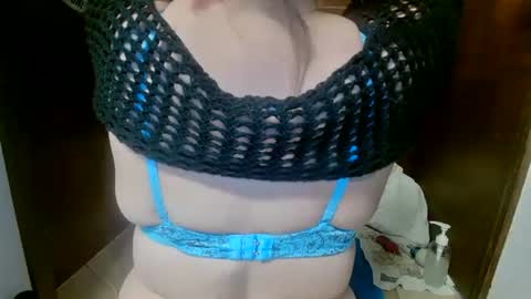 Snapshot of smilefame123 chatting on 3, 2, 2025 Smile Fa Me online show from 3, 2, 2025