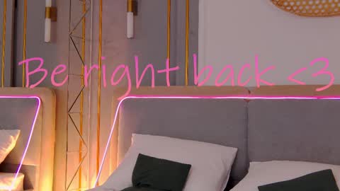 Snapshot of smiley_mia_ chatting on 2, 3, 2025 Mia online show from 2, 3, 2025