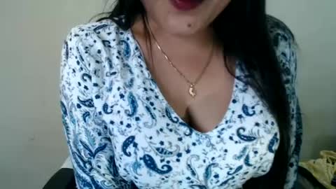 Snapshot of smiley_queen99 chatting on 29, 6, 2026 smiley online show from 29, 6, 2026