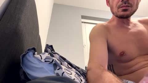 Snapshot of smisby12 chatting on 22, 10, 2025 smisby12 online show from 22, 10, 2025