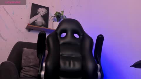 SMIT  online show from 18, 2, 2025