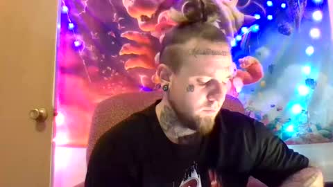 Snapshot of smokebluntafterblunt chatting on 21, 12, 2024 smoke online show from 21, 12, 2024