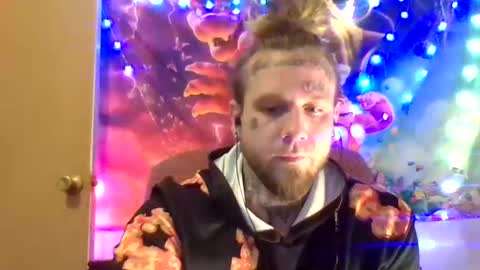 Snapshot of smokebluntafterblunt chatting on 31, 12, 2024 smoke online show from 31, 12, 2024