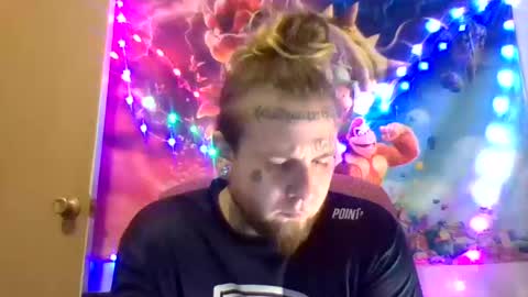 Snapshot of smokebluntafterblunt chatting on 12, 1, 2025 smoke online show from 12, 1, 2025