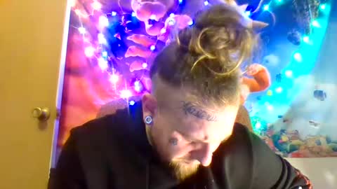 Snapshot of smokebluntafterblunt chatting on 25, 1, 2025 smoke online show from 25, 1, 2025