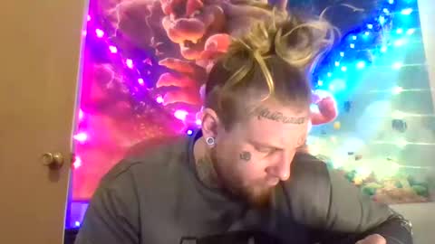 Snapshot of smokebluntafterblunt chatting on 8, 2, 2025 smoke online show from 8, 2, 2025