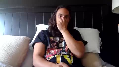 Snapshot of smokestar1991 chatting on 14, 10, 2025 SmokeStar online show from 14, 10, 2025