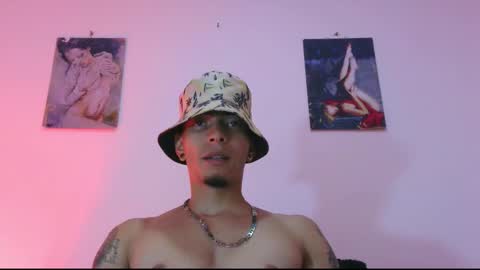 Snapshot of smookskinny chatting on 20, 11, 2025 Daniel laverde online show from 20, 11, 2025