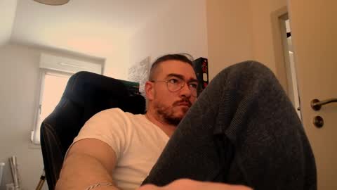 AllDayIDream online show from 3, 1, 2025