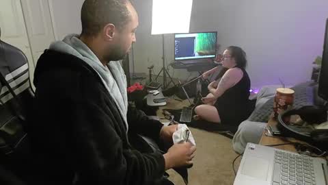 Snapshot of smoothj2015 chatting on 4, 3, 2025 Smoothj2011 online show from 4, 3, 2025