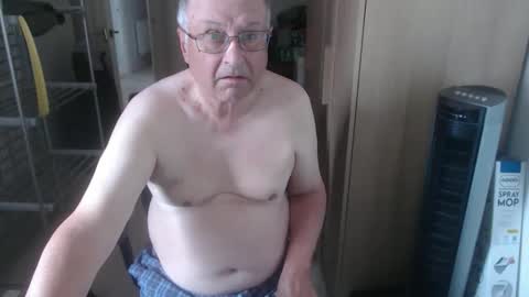 Snapshot of smoothmutton chatting on 7, 5, 2026 smoothmutton online show from 7, 5, 2026