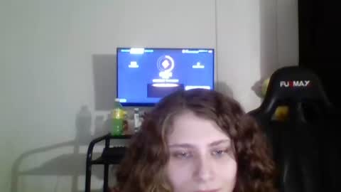 Snapshot of smoothvodka chatting on 2, 12, 2024 Bambi--Vodka online show from 2, 12, 2024