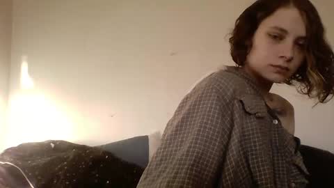 Snapshot of smoothvodka chatting on 5, 12, 2024 Bambi--Vodka online show from 5, 12, 2024