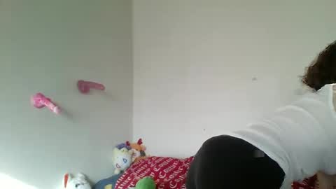 Snapshot of smoothvodka chatting on 8, 1, 2025 Bambi--Vodka online show from 8, 1, 2025