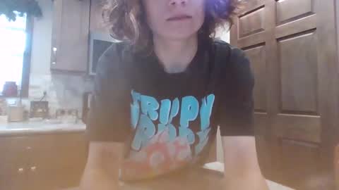 Snapshot of smoothvodka chatting on 3, 2, 2025 Bambi--Vodka online show from 3, 2, 2025