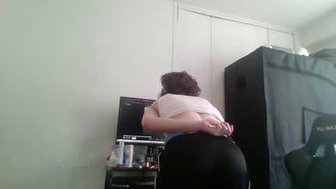 Snapshot of smoothvodka chatting on 20, 9, 2025 Bambi--Vodka online show from 20, 9, 2025